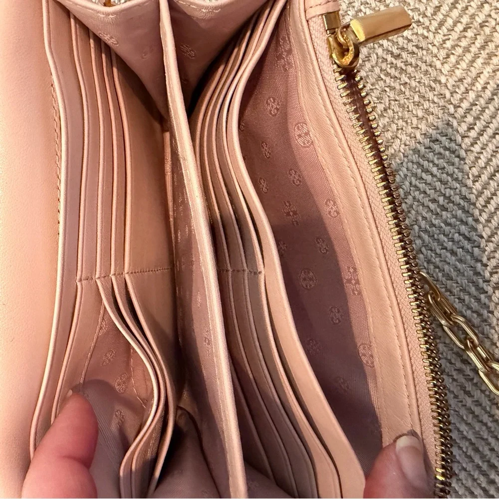 Tory Burch Lily Chain Wallet Crossbody Bag